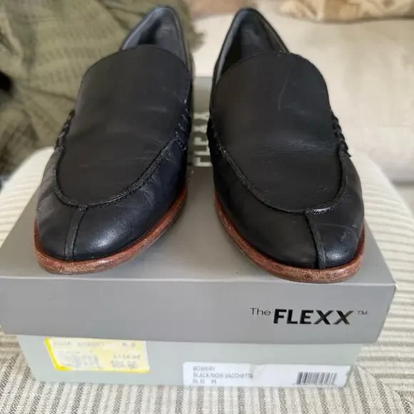 The Flexx Bowery Black Leather Loafer - Picture 9 of 11